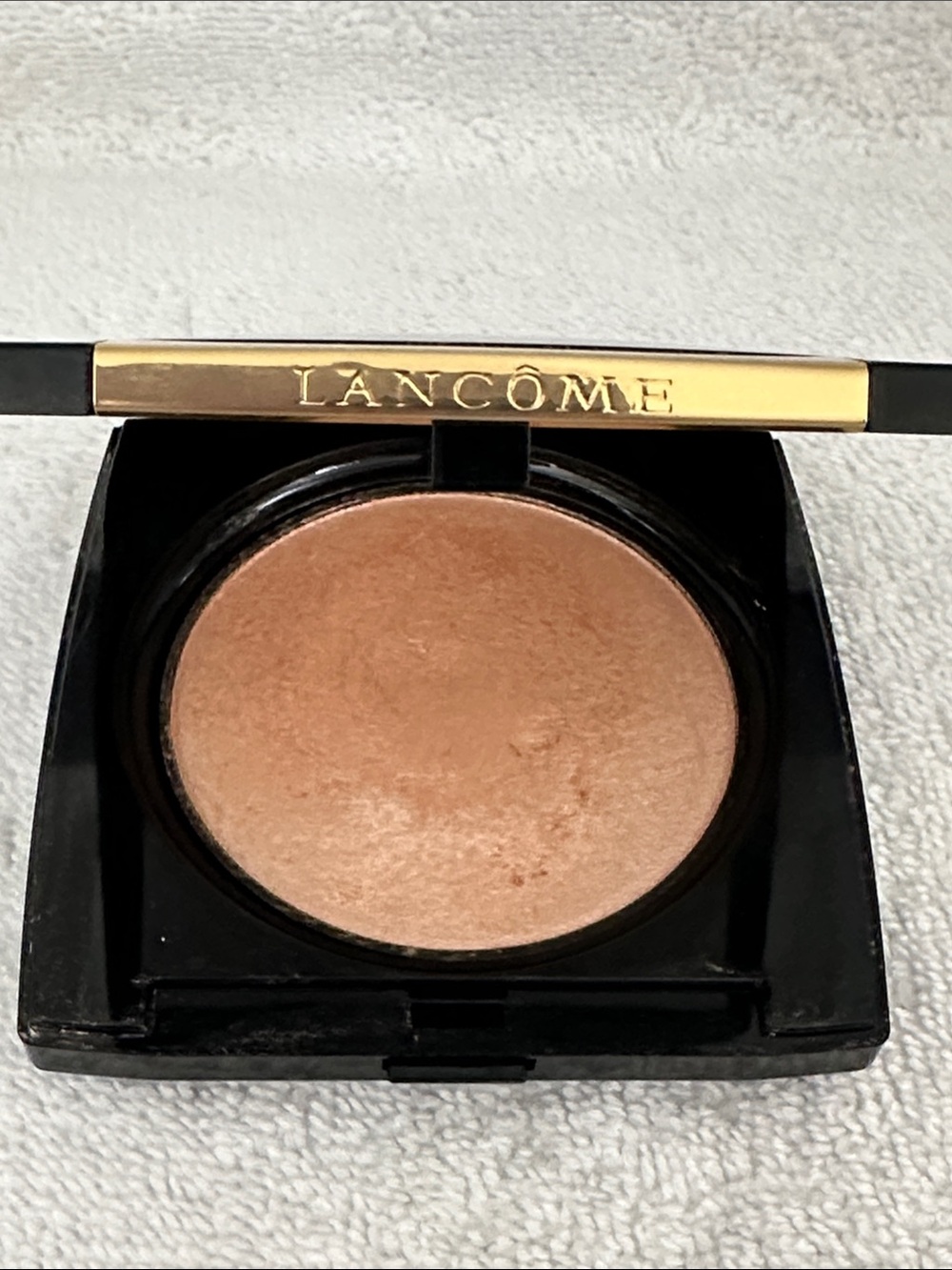 Lancome Dual Finish Highlighter 05 Sparkling Pêche - Peach Gold - Picture 3 of 4